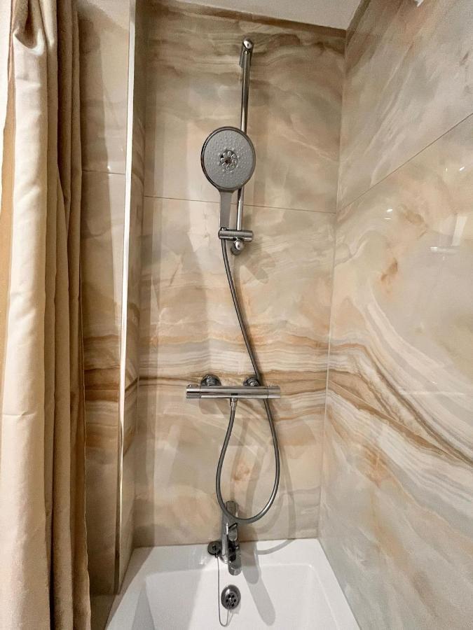 Luxurious Double Bedroom, Ensuite With Free Wifi. Oxford Kültér fotó
