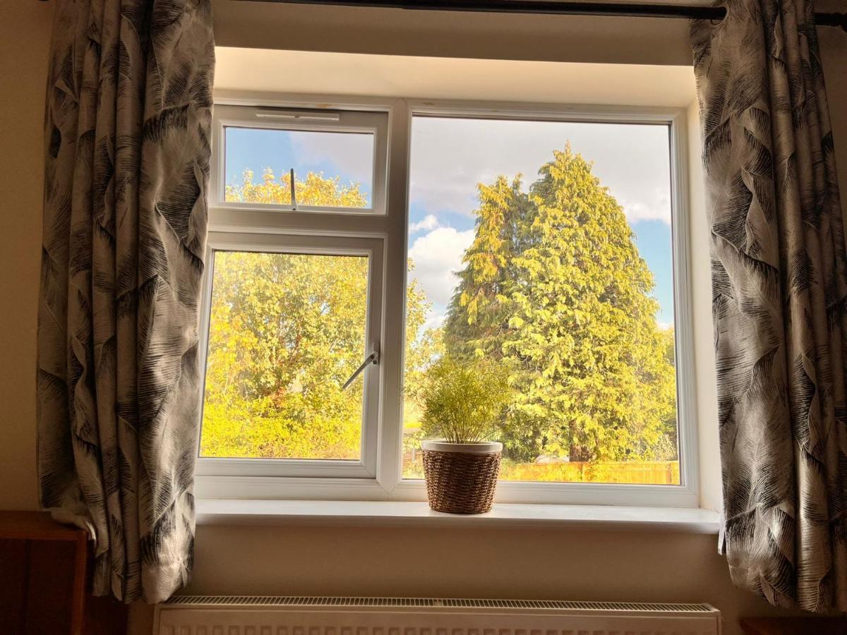 Luxurious Double Bedroom, Ensuite With Free Wifi. Oxford Kültér fotó