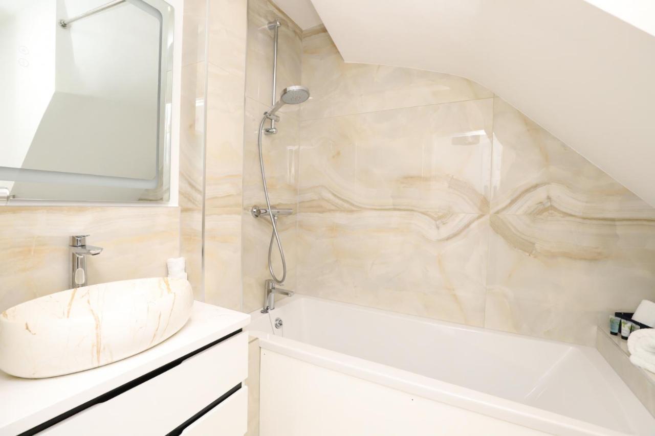 Luxurious Double Bedroom, Ensuite With Free Wifi. Oxford Kültér fotó